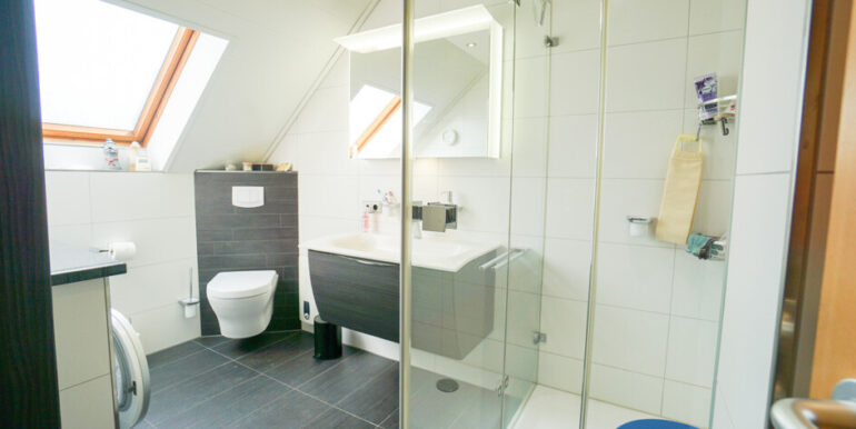 Bad mit Dusche