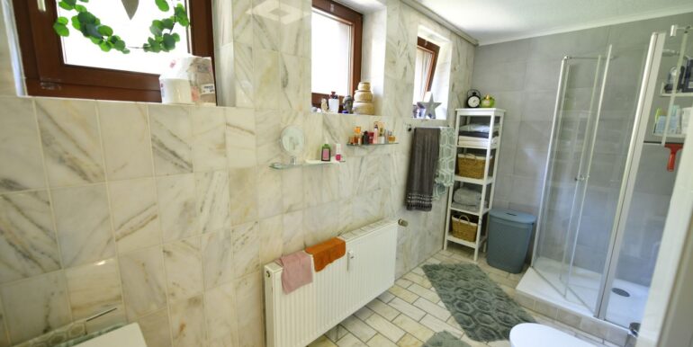 Erdgeschoss Badezimmer
