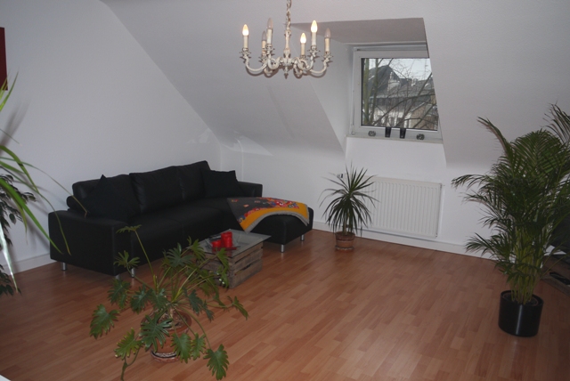 Gemütliche und helle 2 Zimmer Wohnung in zentraler Lage. - Foto 2