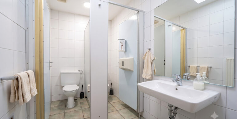 WC Kita KI generiert