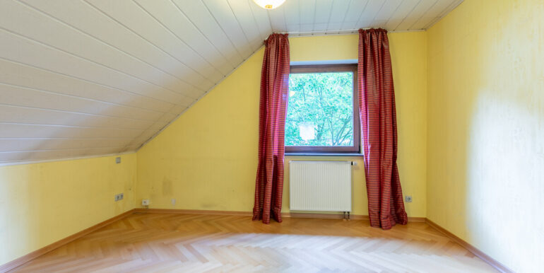 Schlafzimmer III