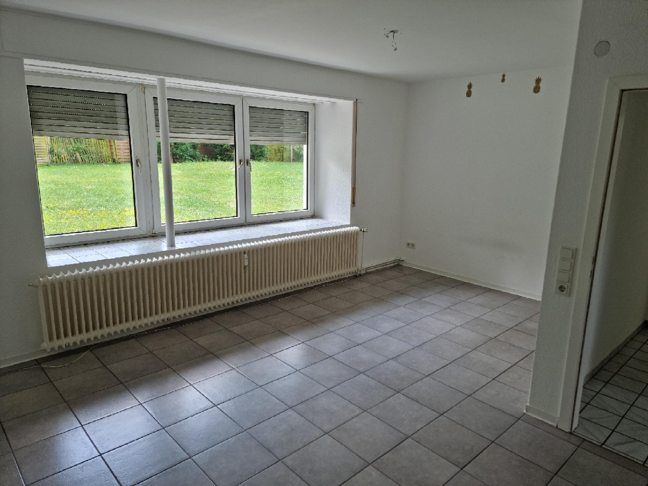 Erdgeschosswohnung mit Gartennutzung - Photo 2