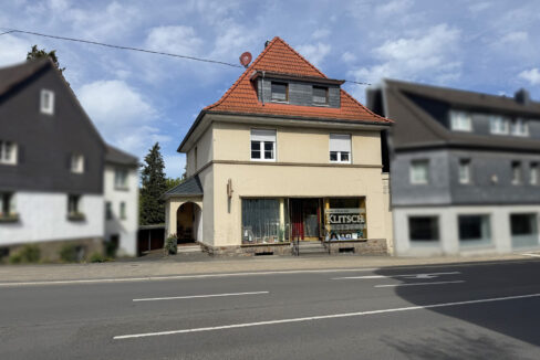 Straßenansicht