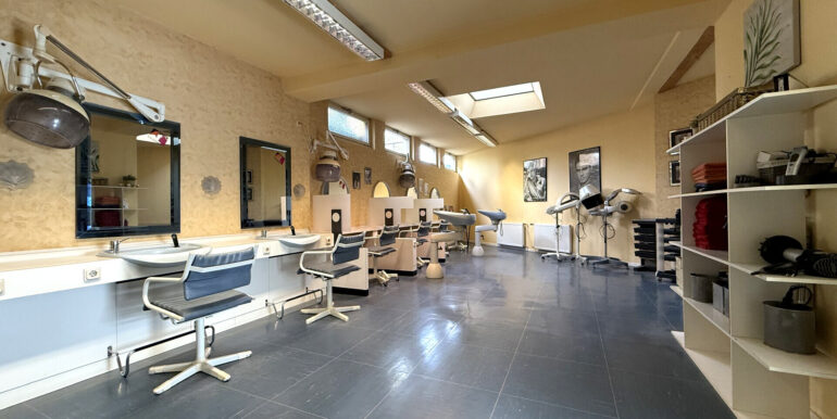 Salon EG