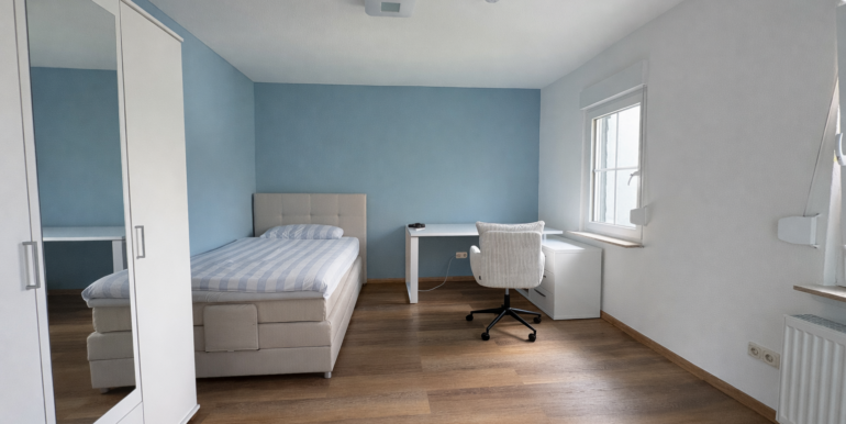 Schlafzimmer 3