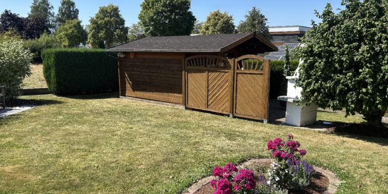 Holzhütte Garten