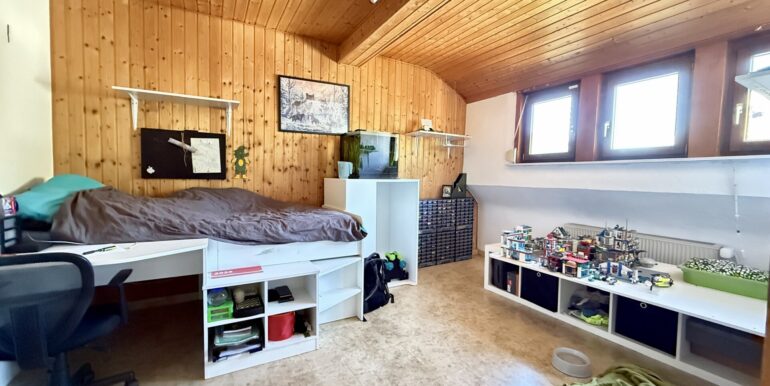 Kinderzimmer EG