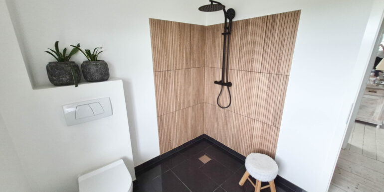 neues Duschbad