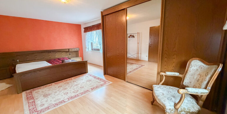 Schlafzimmer EG