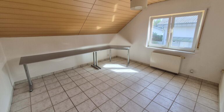 Schlafzimmer (OG)