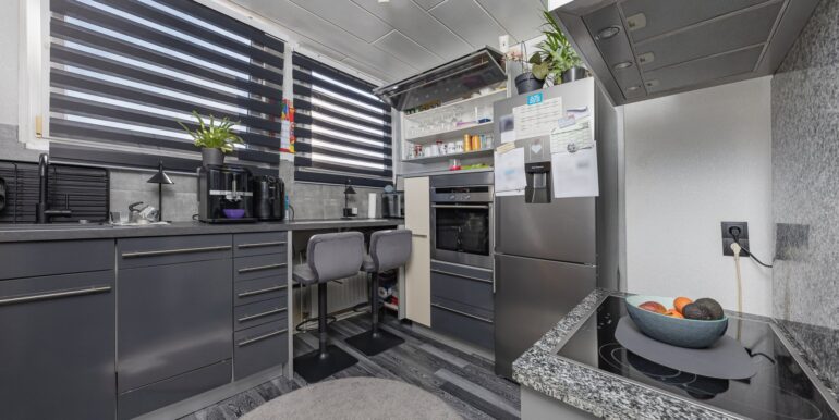 Einblick Wohnung rückwärtiges Haus