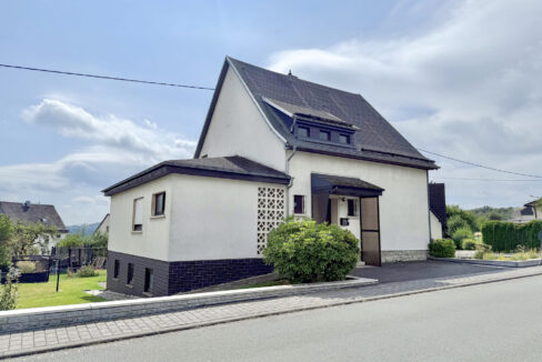 Straßenansicht