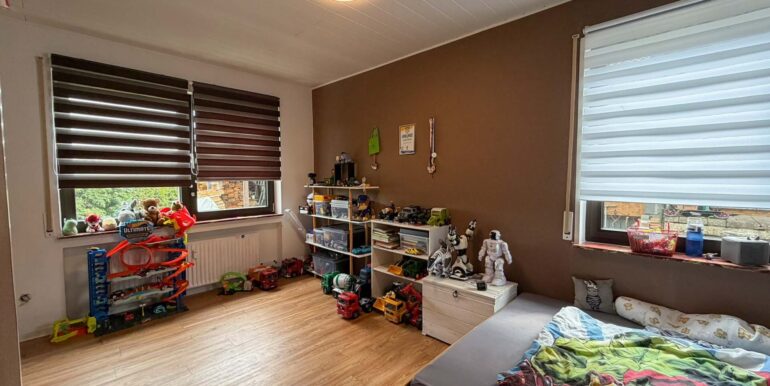 Kinderzimmer EG