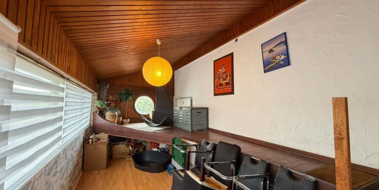 Büro EG