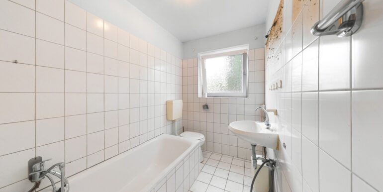 Badezimmer EG