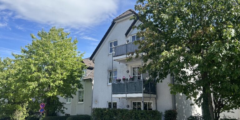 Straßenansicht