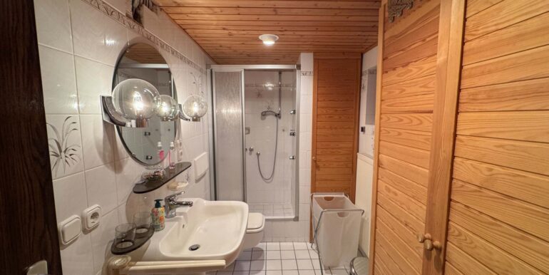 Duschbad KG