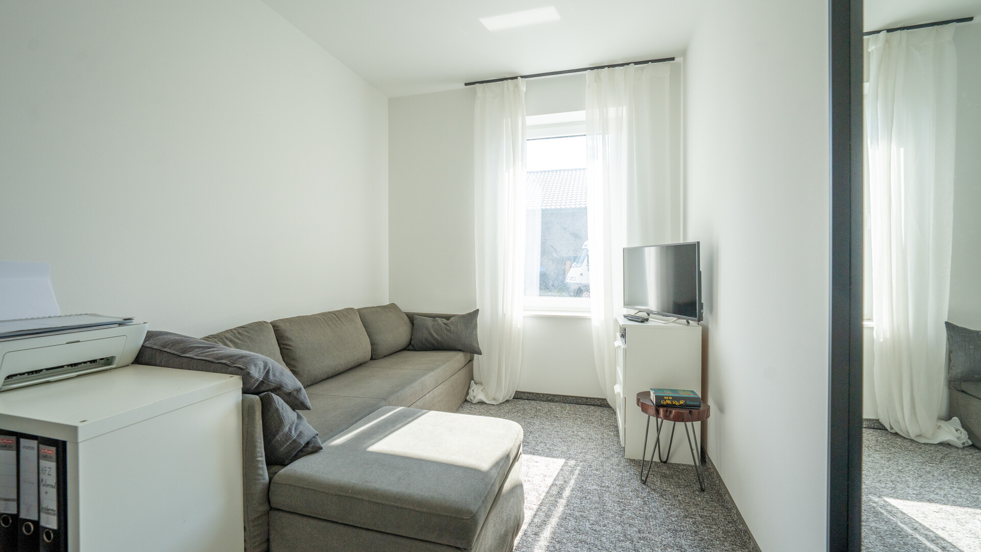 Traumhaft barrierearm: 3-Zimmer-EG-Wohnung mit eigenem Garten & Garage - Foto 2