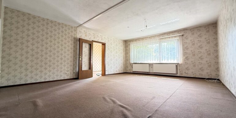 Schlafzimmer (EG)