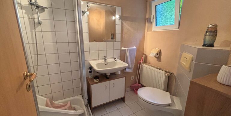 Bad Einzimmerwohnung