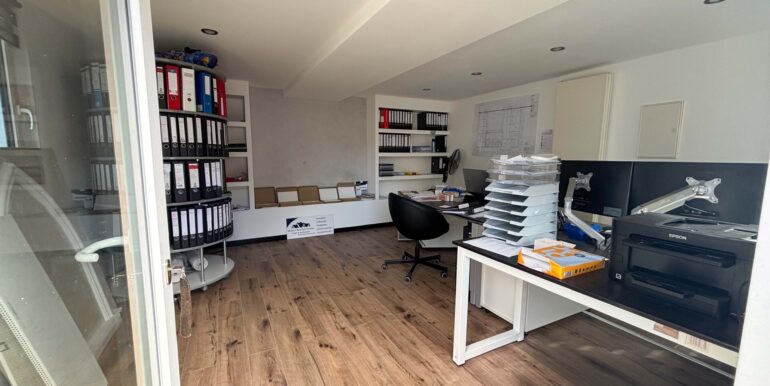 Büro