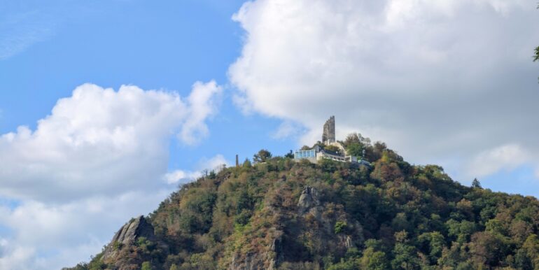Blick auf Drachenfels