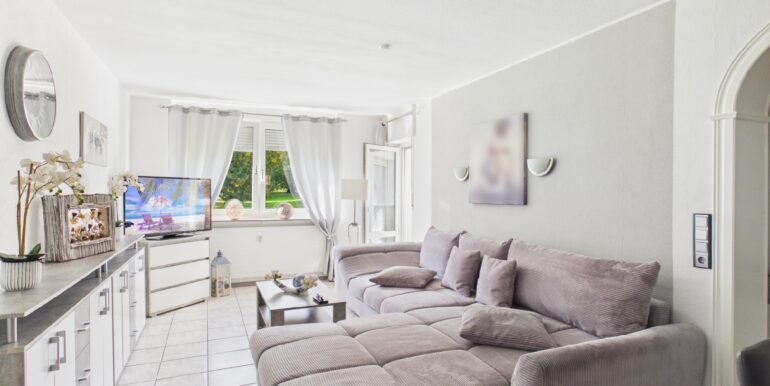 großes Wohnzimmer