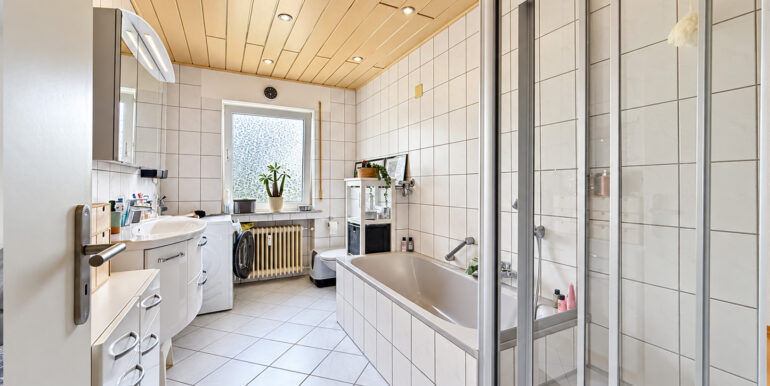 Badezimmer 2