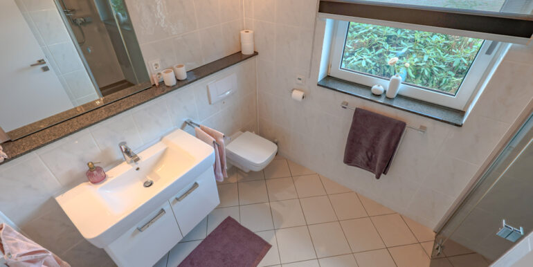 Badezimmer Erdgeschoss