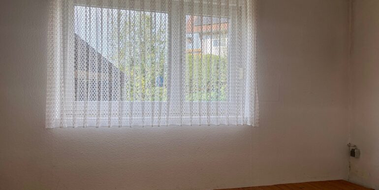 Arbeits-/Gästezimmer (KG)