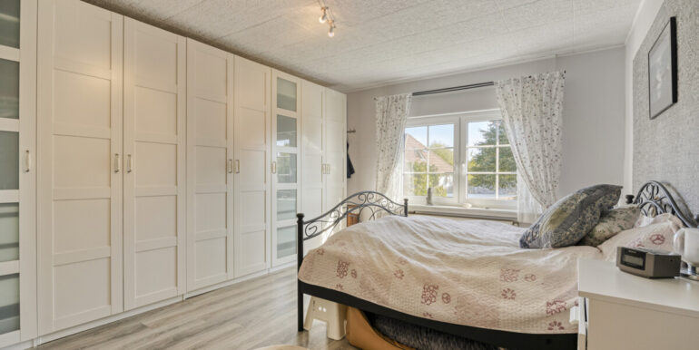 Schlafzimmer I OG