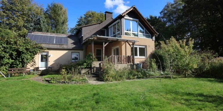 Gartenansicht - links Bungalow