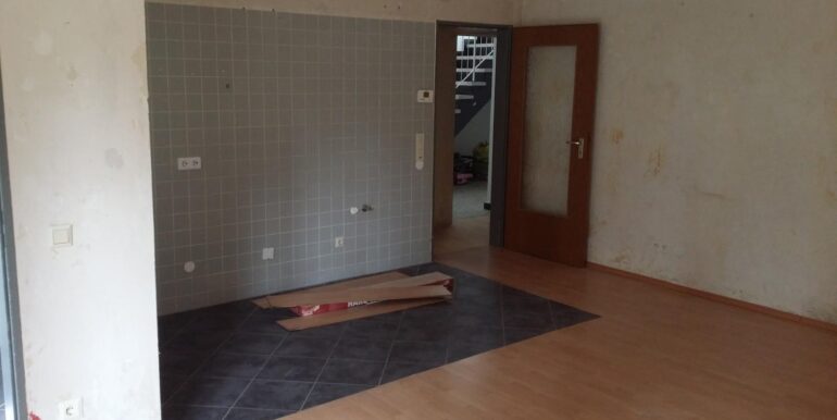 Wohnung KG