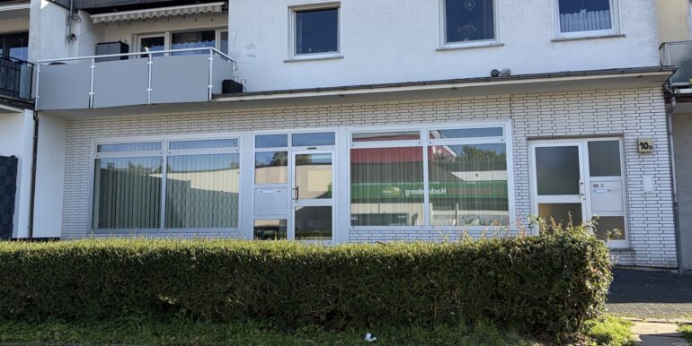 Parkmöglichkeit vor dem Haus