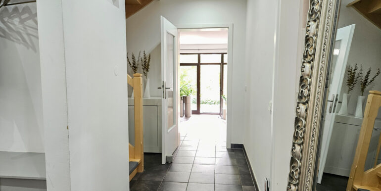 Flur EG Haupthaus